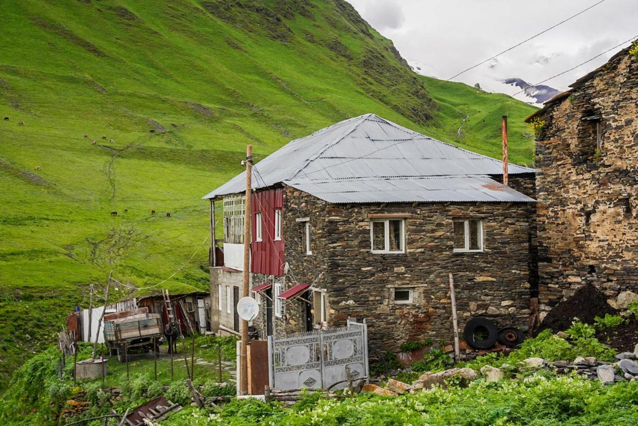 Bori'S Guesthouse Ushguli Zewnętrze zdjęcie