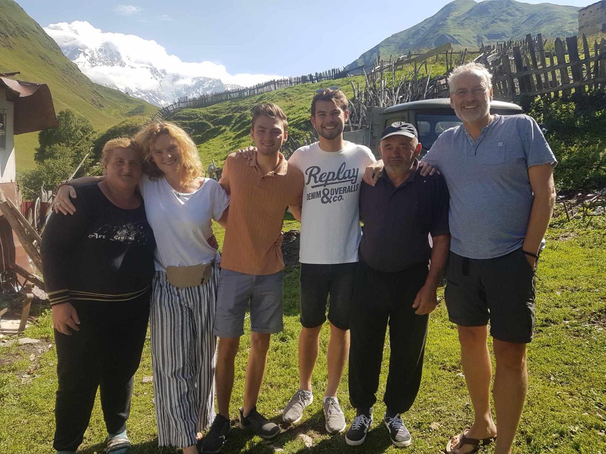 Bori'S Guesthouse Ushguli Zewnętrze zdjęcie